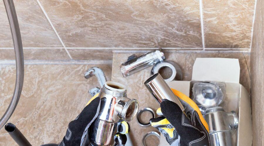 Professional gutter cleaning in Pacific Grove, CA